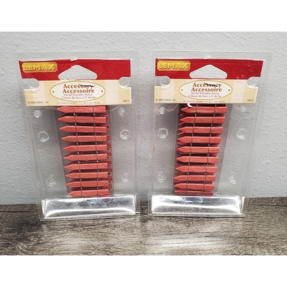 LEMAX 18" Wired Wooden Picket Fence Christmas Village Accessory NEW Lot of 2